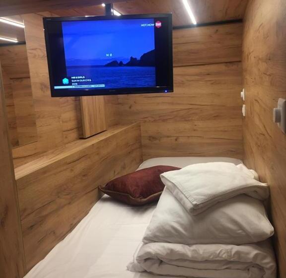 اتاق اکونومی, Capsule Hostel Top Wenceslas Square