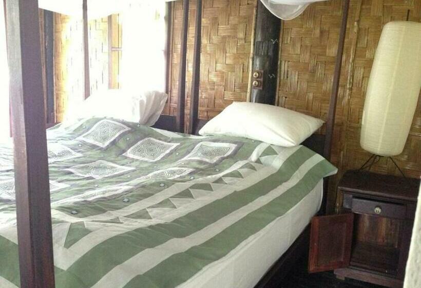 스탠다드 방갈로, Nong Kiau Riverside