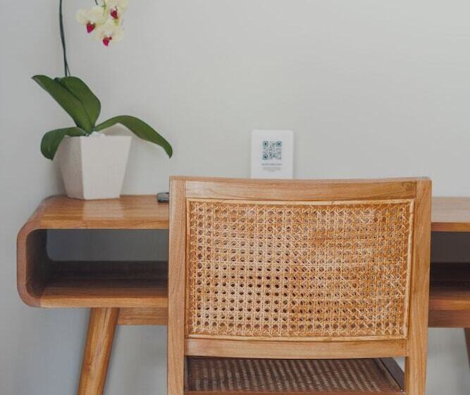 اتاق لوکس با چشم‌انداز دریا, Zin Canggu Resort & Villas