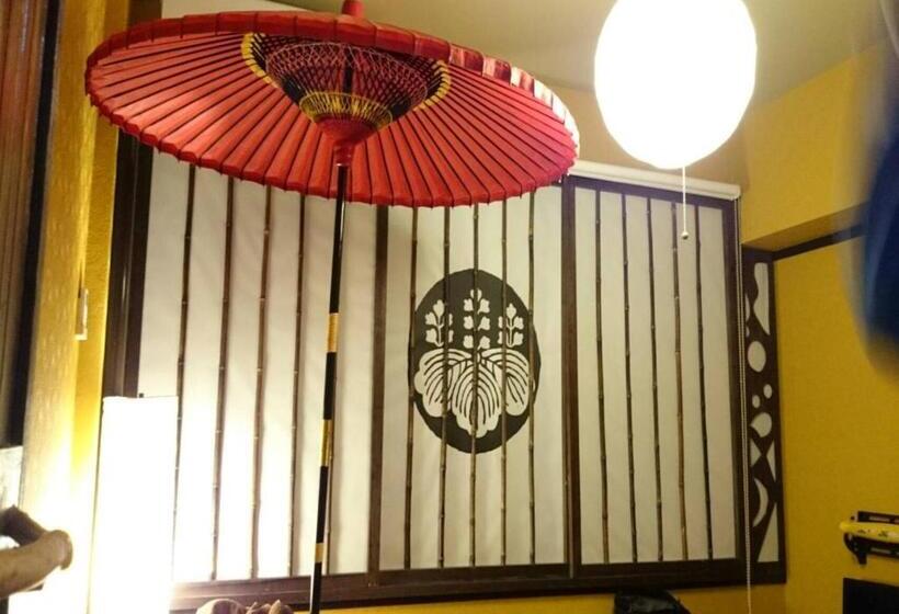 エコノミールーム, Kego Samurai