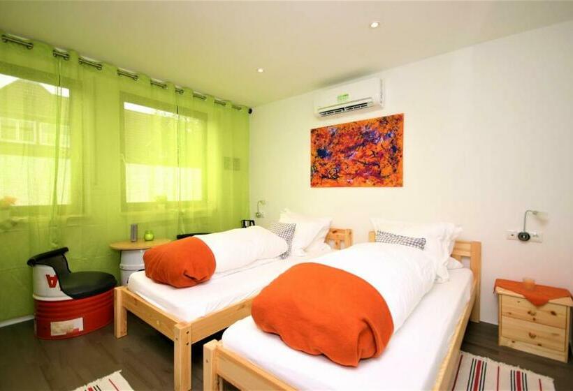 标准间, Schacht34