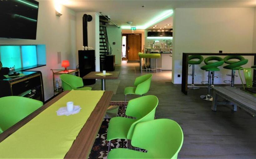 3间卧室的房子, Schacht34