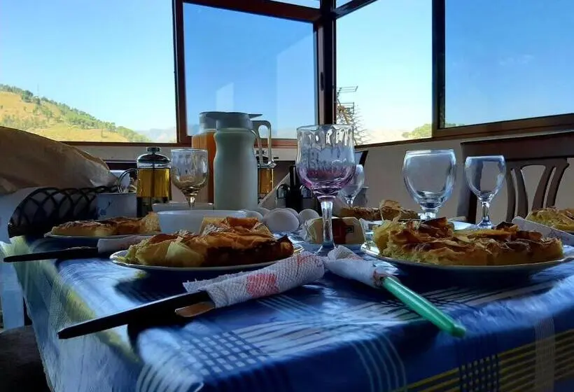 اتاق استاندارد سه نفره, Guest House Pashollari