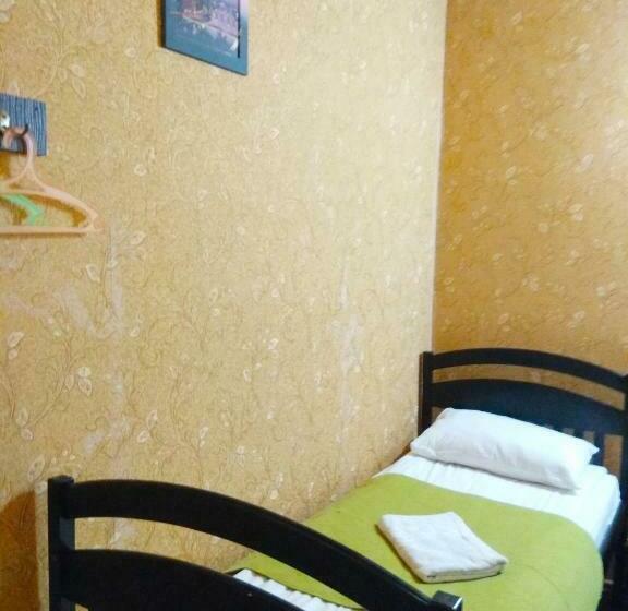 اتاق اکونومی, Guest House Pid Dubom