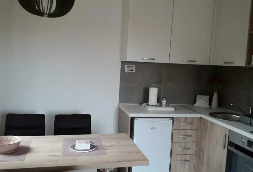 آپارتمان 1 خوابه, Apartman Nana Svetogorska 19 ,stan 17
