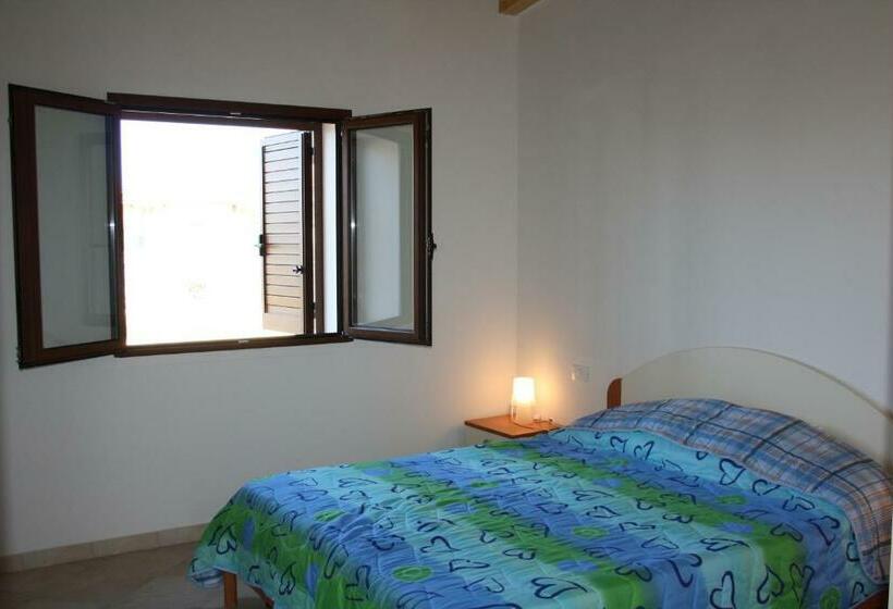 דירת חדר, Appartamenti Ideal