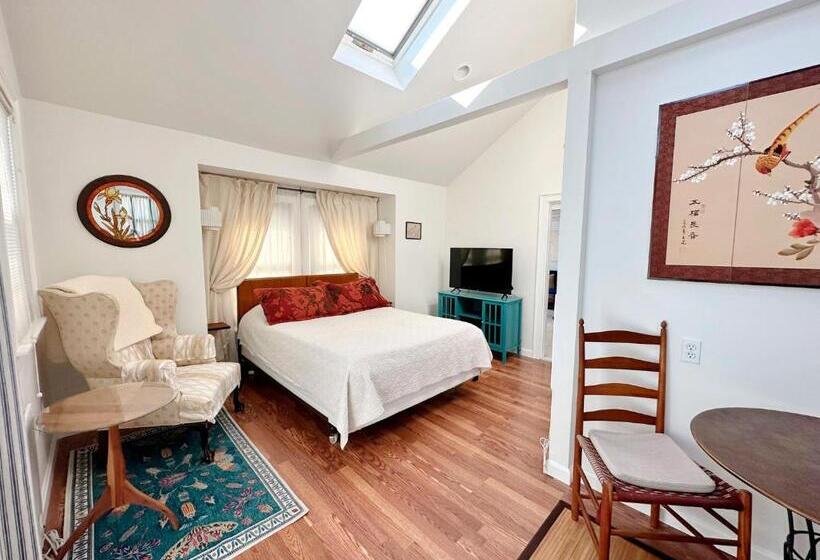 غرفة ديلوكس, Northey Street House