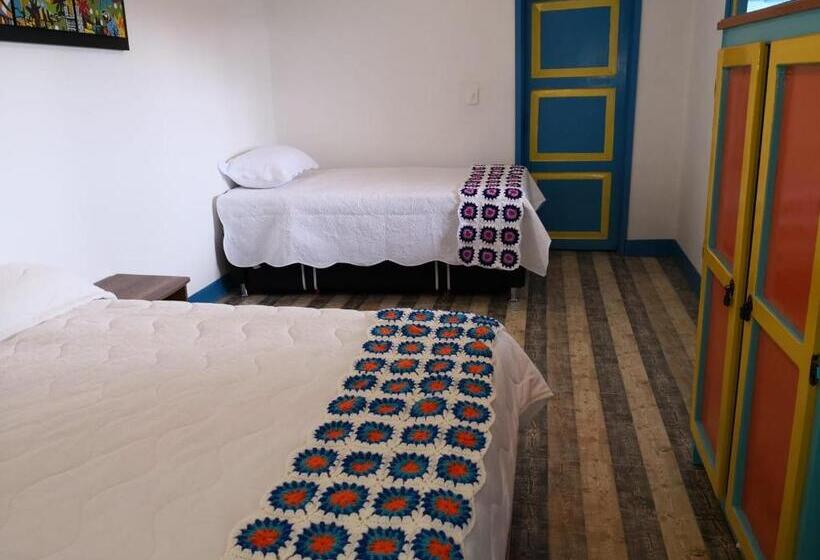 家庭间, Salento 1842