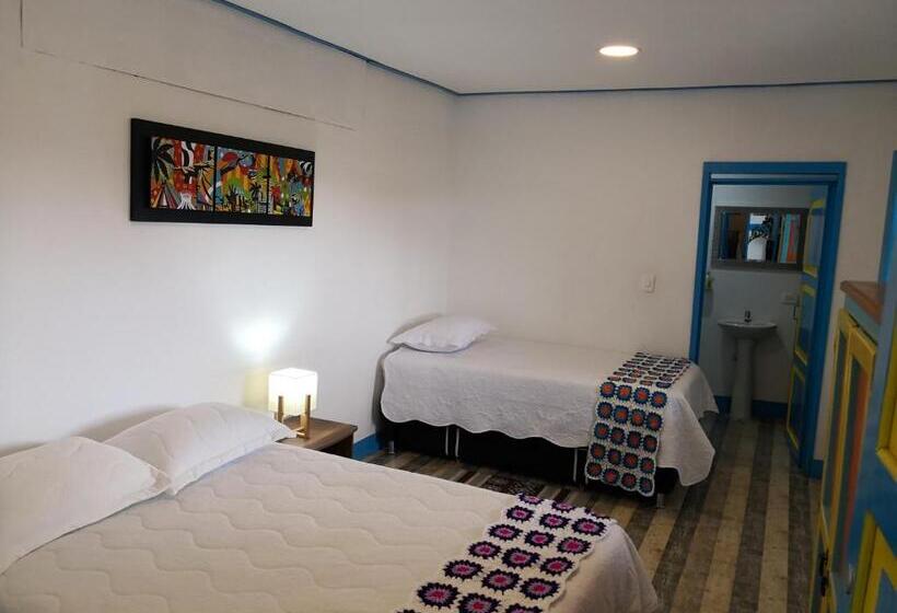 家庭间, Salento 1842