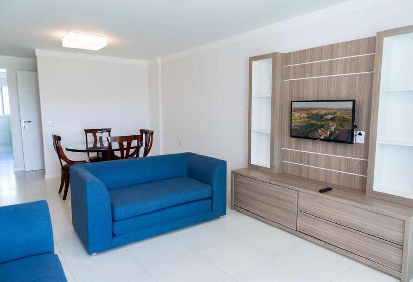 דירת שלושה חדרים, Golf Ville Resorts Suites