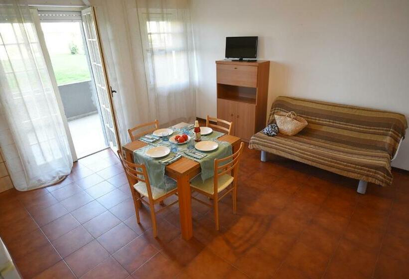 침실 1개 아파트, Macrinum Green Marine