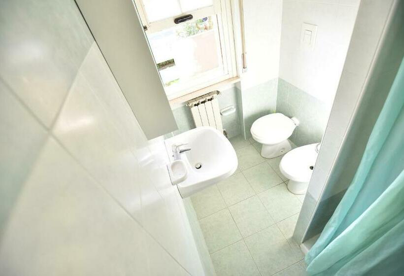 침실 1개 아파트, Macrinum Green Marine