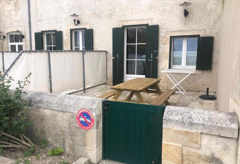 شقة غرفة واحدة مزودة بتراس, Le Môle