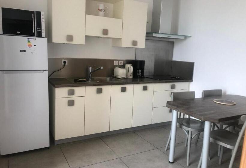 شقة غرفة واحدة مزودة بتراس, Le Môle