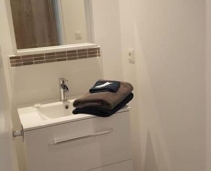 1 Szobás Apartman Terasszal, Le Môle