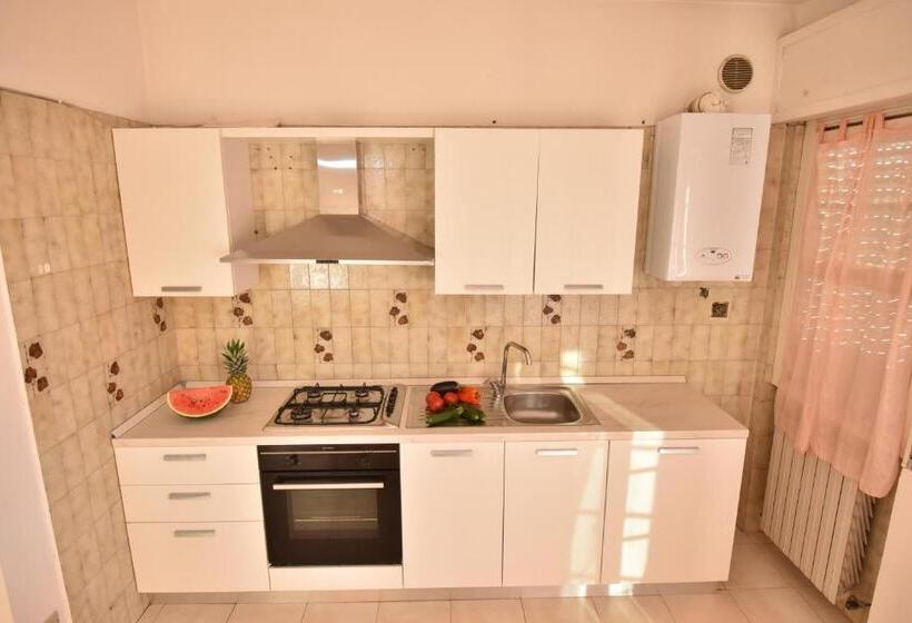 침실 2개 아파트, Macrinum Green Marine