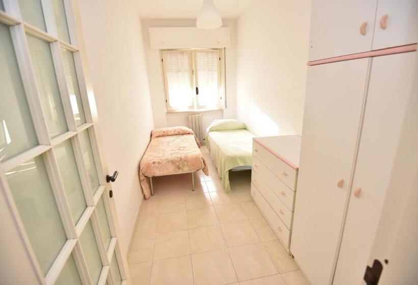 침실 2개 아파트, Macrinum Green Marine