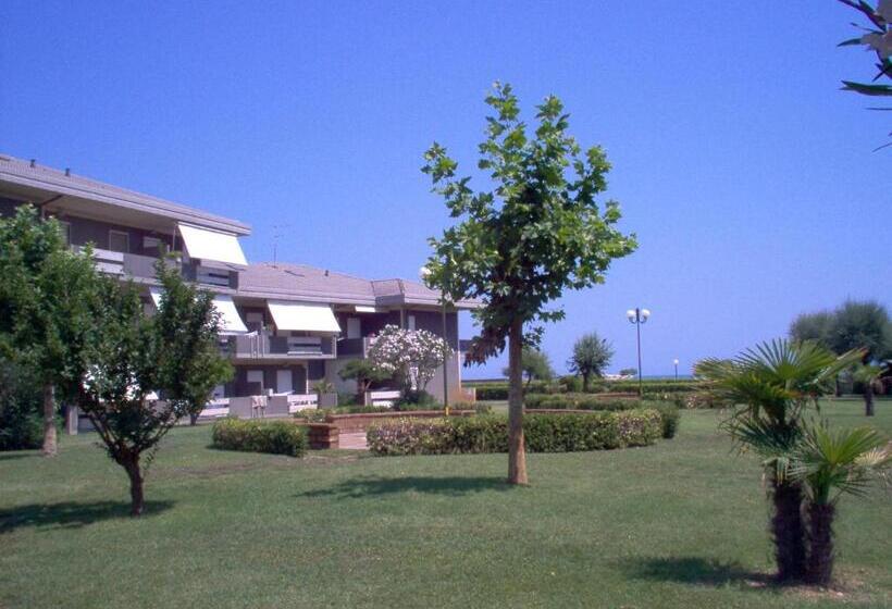 침실 2개 아파트, Macrinum Green Marine