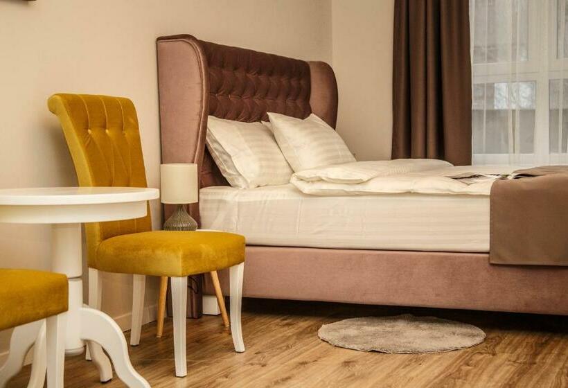 اتاق استاندارد با تخت بزرگ, Opera Center Hotel & Apartments