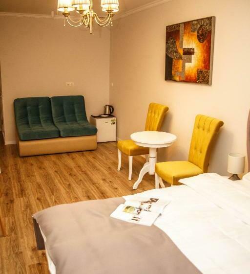 اتاق استاندارد با تخت بزرگ, Opera Center Hotel & Apartments
