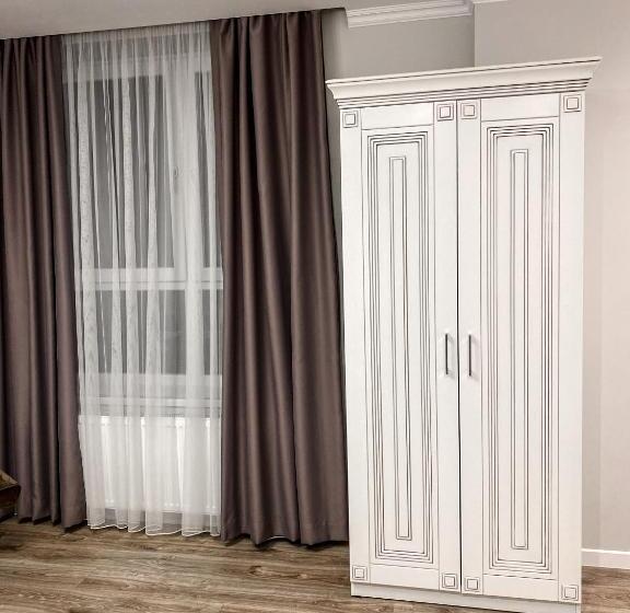 اتاق سوپریور با تخت بزرگ, Opera Center Hotel & Apartments