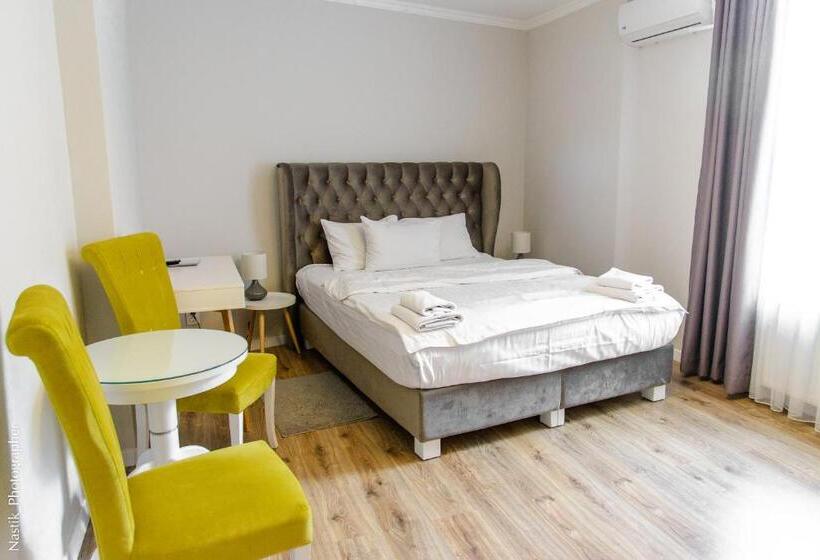 اتاق سوپریور با تخت بزرگ, Opera Center Hotel & Apartments