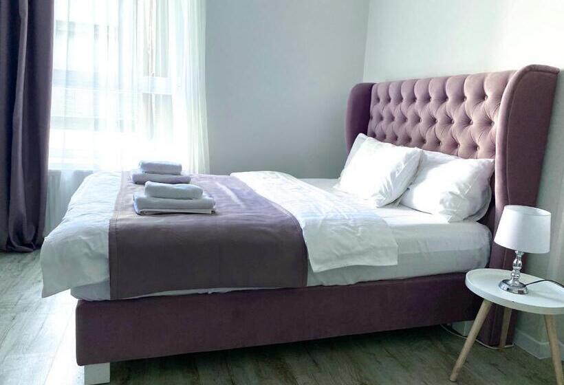 اتاق استاندارد, Opera Center Hotel & Apartments