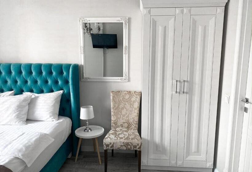 Standard room with outdoor bath, Opera Center Hotel & Apartments