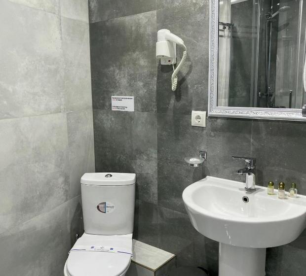 سوییت سوپریور, Opera Center Hotel & Apartments