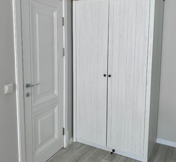 سوییت سوپریور, Opera Center Hotel & Apartments