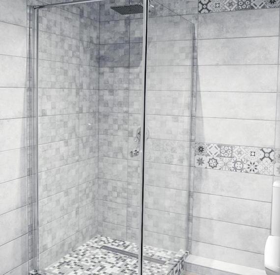 استودیوی استاندارد, Opera Center Hotel & Apartments