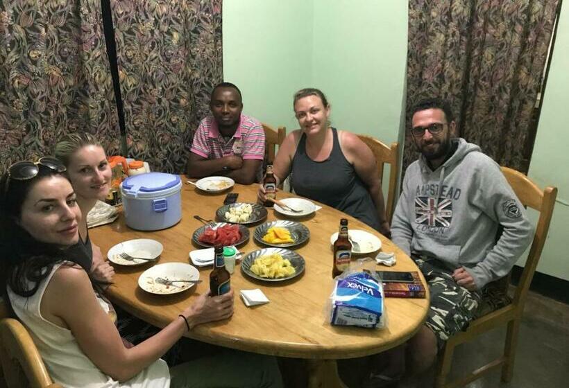 خانه 2 خوابه, Arusha Holiday Safari
