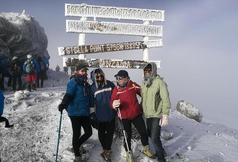 Дом 2 Спальни, Arusha Holiday Safari