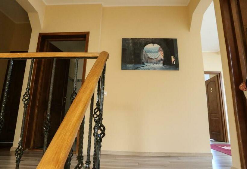 Номер Стандарт Вид на Город, Cosbuc Residence & Villa