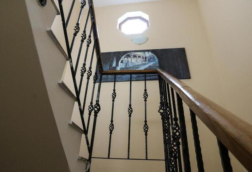 חדר סטנדרט חדר אמבטיה משותף, Cosbuc Residence & Villa