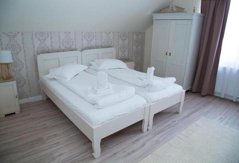 וילה דלוקס חדר שינה 1, Cosbuc Residence & Villa