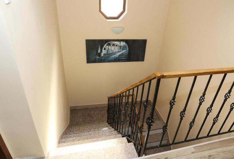 Номер Стандарт, Cosbuc Residence & Villa