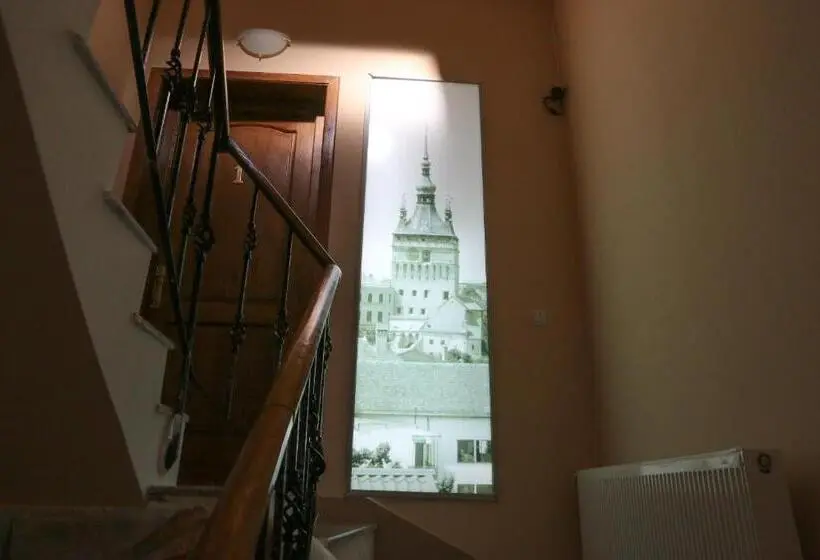 اتاق استاندارد با سرویس بهداشتی مشترک, Cosbuc Residence & Villa