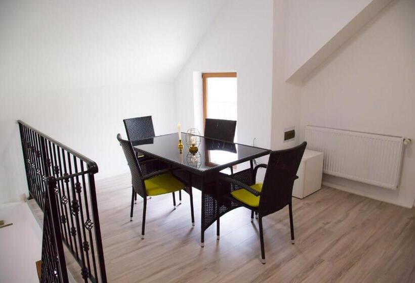 Вилла Deluxe 1 Спальня, Cosbuc Residence & Villa