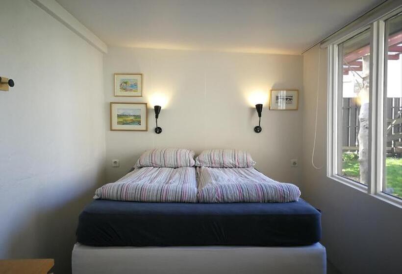 کابین, Eric The Red Guesthouse