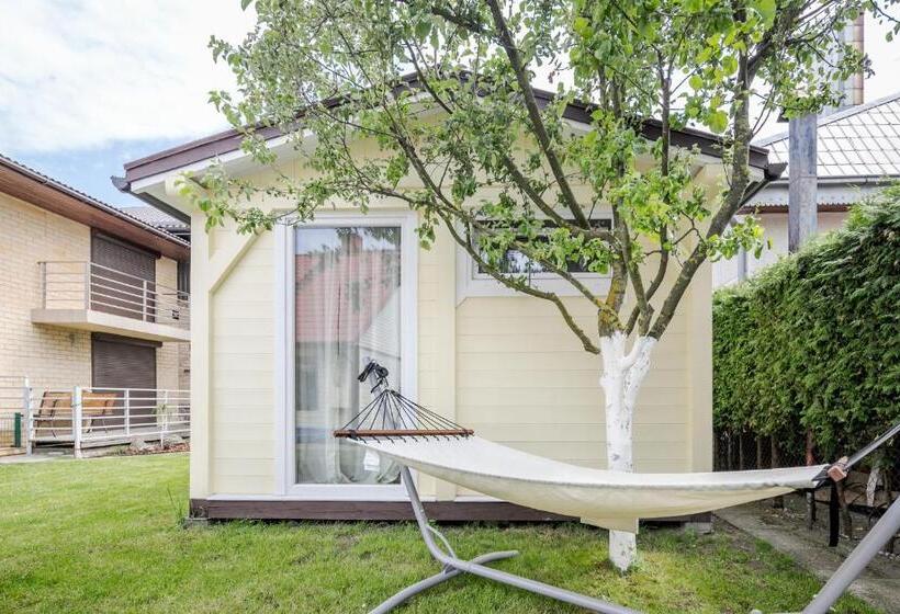 بانگلوی استاندارد, Gerika Guest House