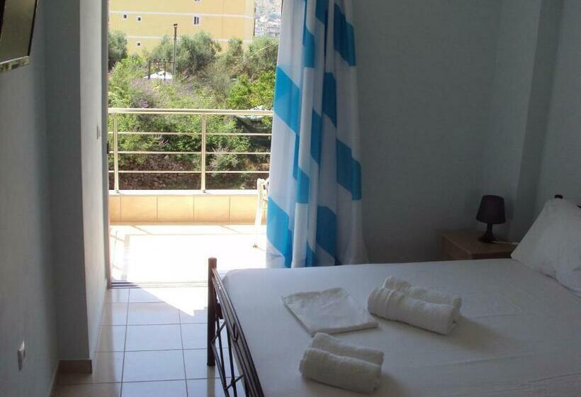 חדר סטנדרט עם מרפסת, Sunflower Himara