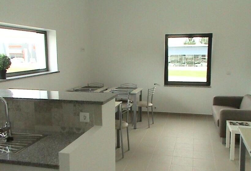 اتاق استاندارد, Rm Newhost 2015 / Casadochico