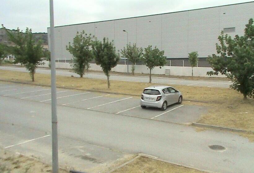 اتاق استاندارد, Rm Newhost 2015 / Casadochico