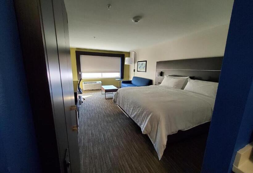 Номер Стандарт Кровать Кинг Адаптированный для Инвалидов, Holiday Inn Express & Suites Harrisburg S Mechanicsburg, An Ihg