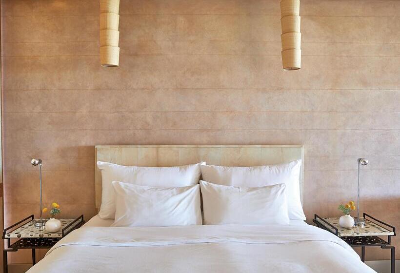 بانگلوی سوپریور, Cape Sounio, A Grecotel Resort To Live
