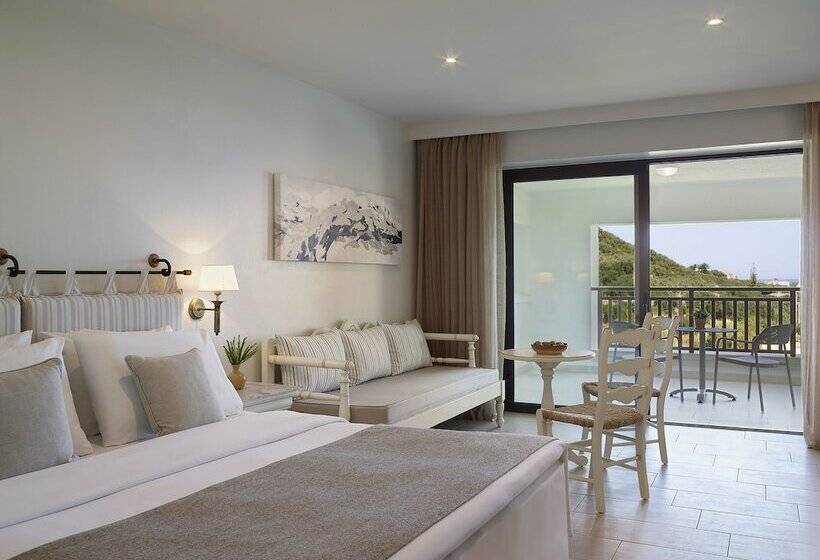 Семейный Номер, Creta Maris Resort