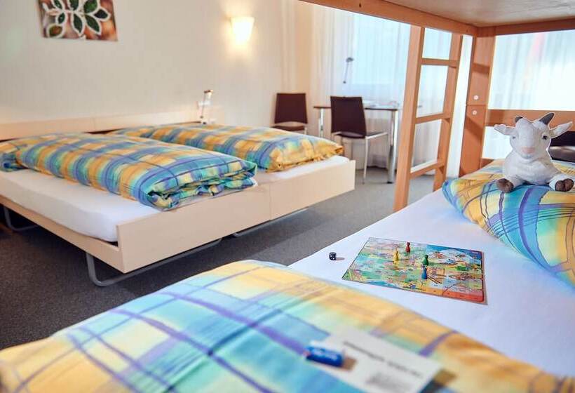 ファミリールーム, Ferien  Und Familienhotel Alpina Adelboden