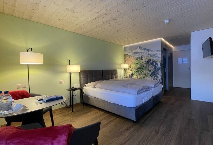 バルコニー付きスタンダードルーム, Ferien  Und Familienhotel Alpina Adelboden