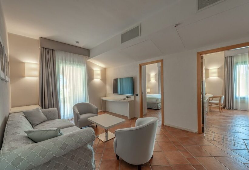 סוויטת ג'וניור, Acaya Golf Resort & Spa